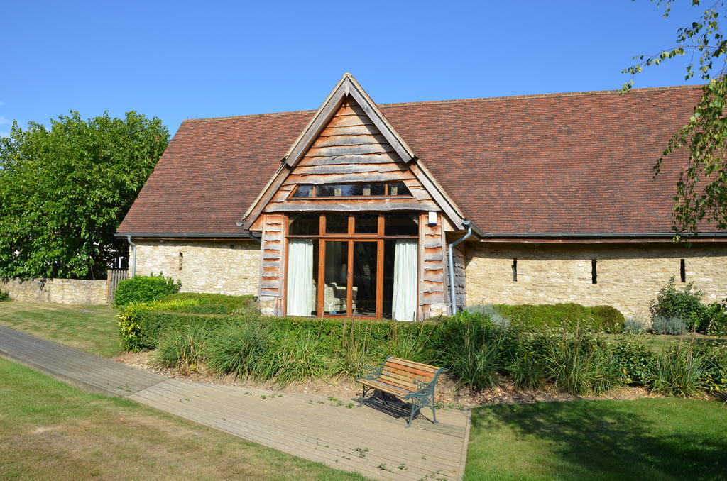 Sabine Barn Bed & Breakfast Eynsham Екстериор снимка